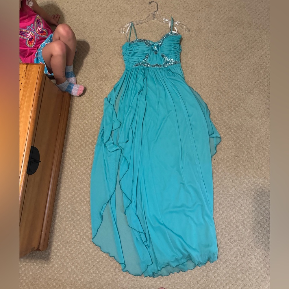 Elegant Teal Evening Gown with Embellishments